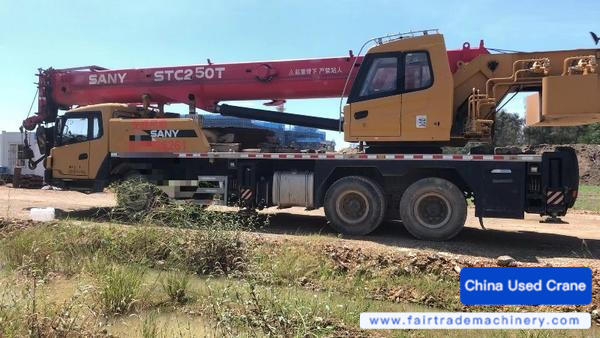 Buy Sany 20T Used Crane / 1